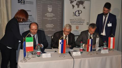 Slika: Trilateralno sodelovanje zapečateno