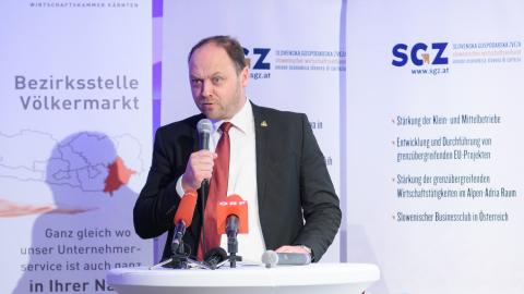 Slika: Boštjan Gorjup na konferenci SGZ v Dobrli vasi, 16.02.2018 - slika: Florian Mori