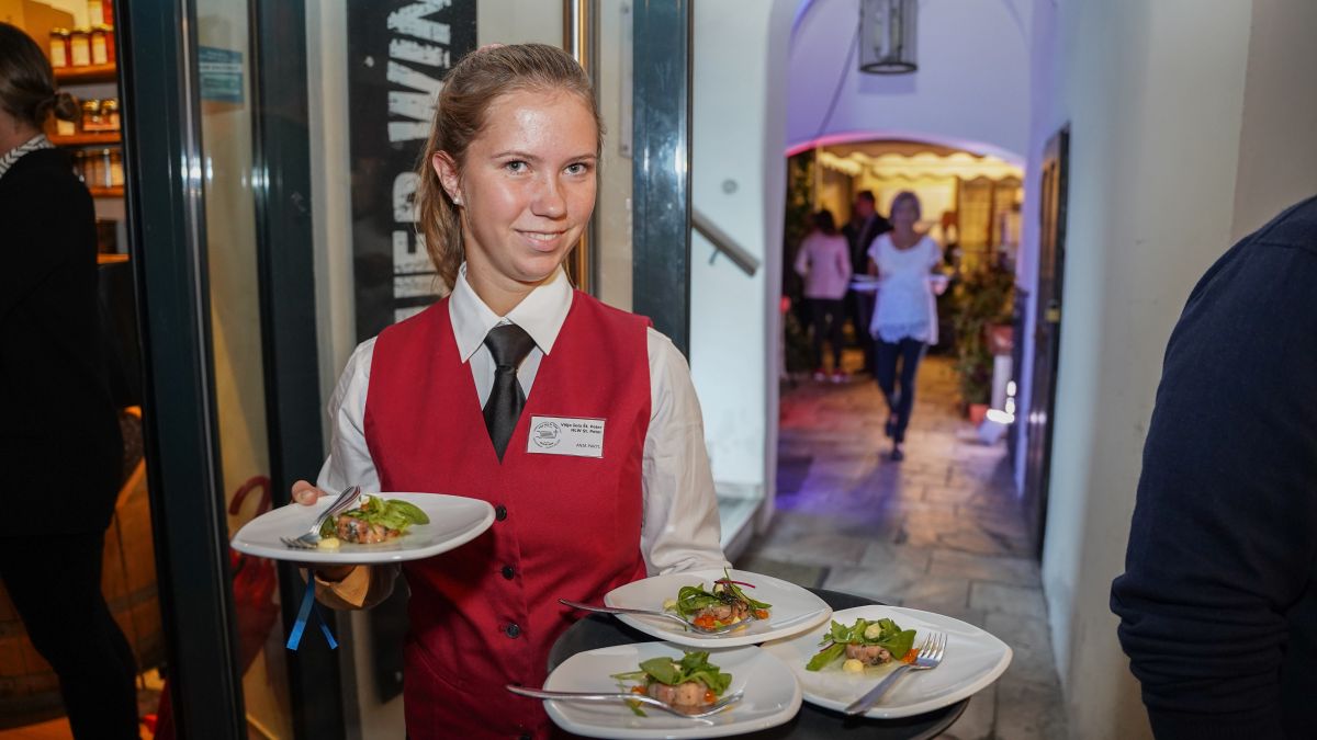 Slika: Slovenski večer 