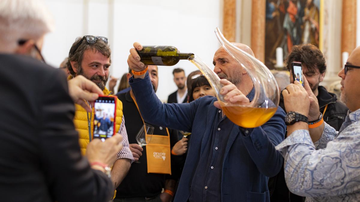 Bild: Orange Wine Festival Wien: 107 Winzer aus 13 Ländern mit über 350 Naturweine