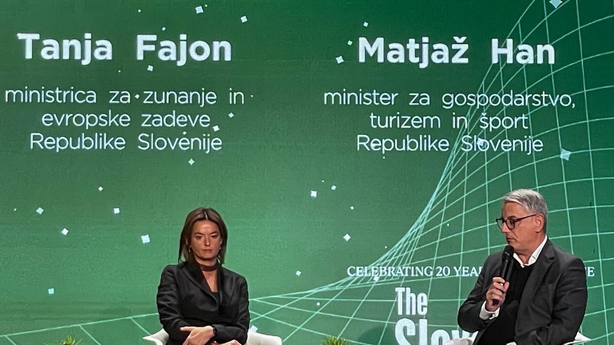 Slika: PODELITEV FDI AWARD SLOVENIA 2023