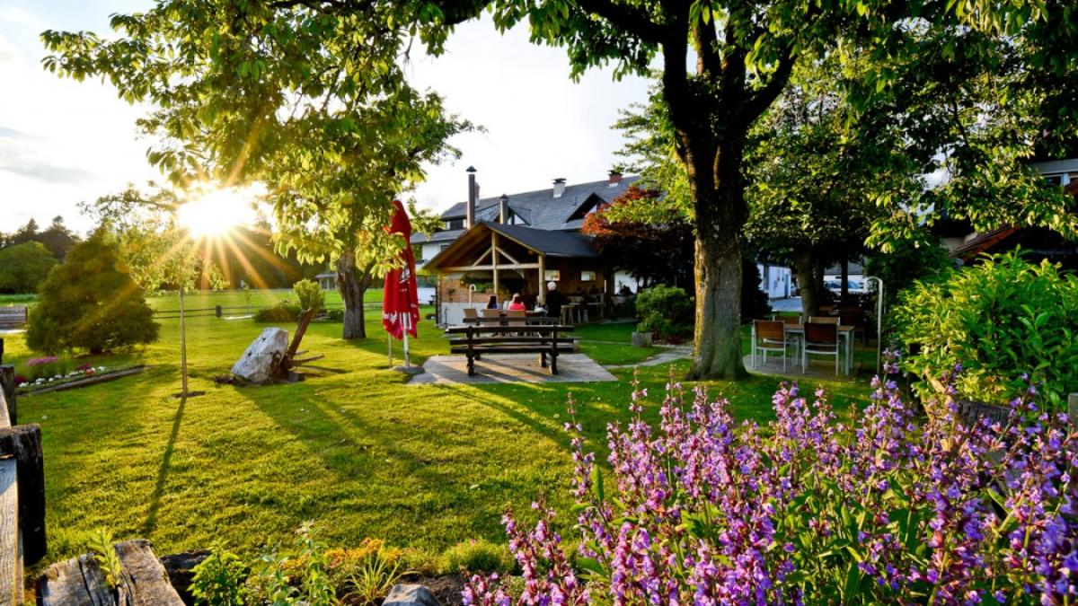 Bild: Betreten Sie das kulinarische Paradies durch die Türen des Tabor Restaurants