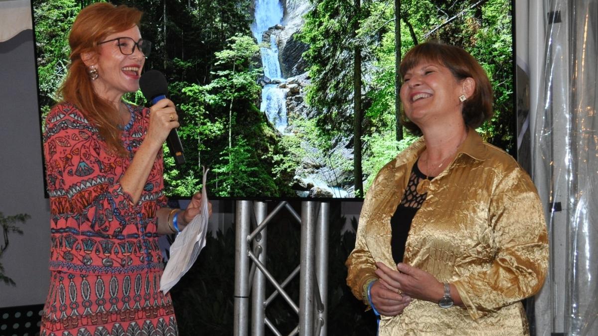 Slika: Polno obiskan Slovenski večer