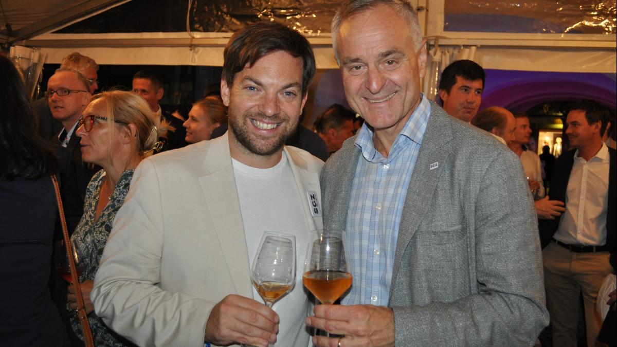 Slika: Polno obiskan Slovenski večer