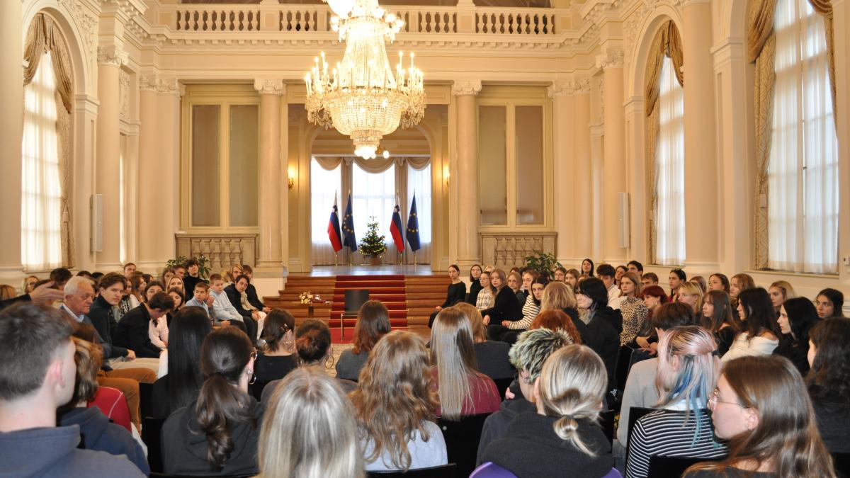 Bild: Schlussveranstaltung des Projekts MAJ - Ljubljana: Besuch bei der Präsidentin im Regierungspalast.