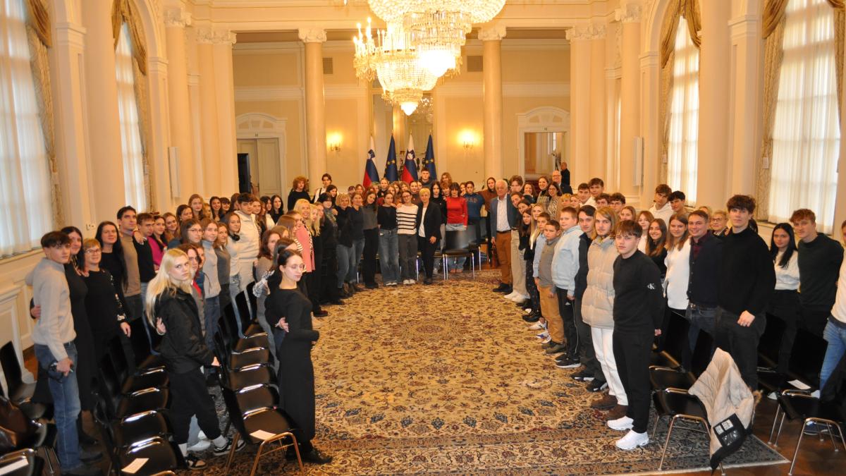 Bild: Schlussveranstaltung des Projekts MAJ - Ljubljana: Besuch bei der Präsidentin im Regierungspalast.