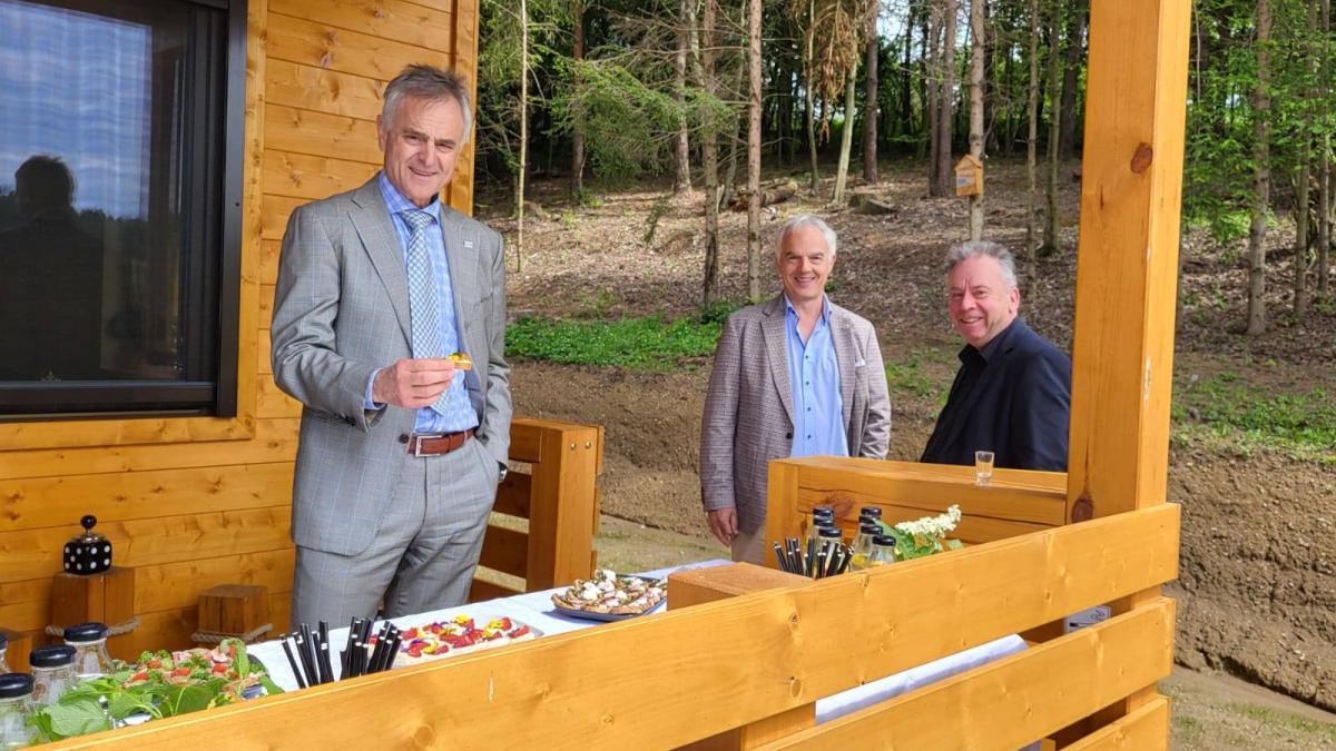Bild: Erste Jahreskonferenz der grenzüberschreitenden Wirtschaftskoordination der Slowenischen Volksgruppen in Monošter/ Szentgotthárd (Ungarn)