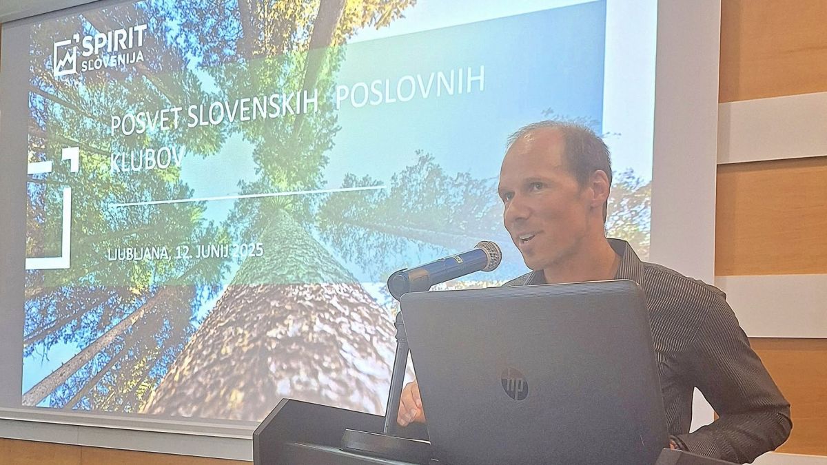 Slika: SGZ na strateškem posvetu slovenskih poslovnih klubov: izzivi in izkušnje iz Avstrije