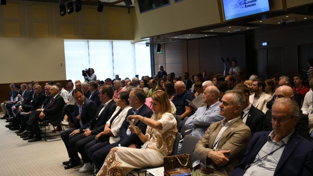 Slika: Zaživela je Slovenska globalna poslovna povezava (SGPP–SGBN)