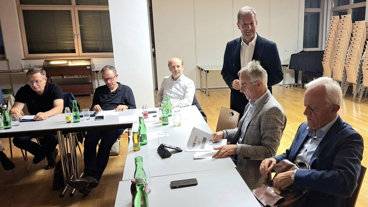 Slika: Seja upravnega in nadzornega odbora  Slovenske gospodarske zveze v Celovcu