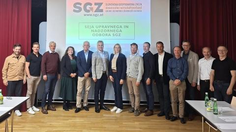 Slika: Seja upravnega in nadzornega odbora  Slovenske gospodarske zveze v Celovcu