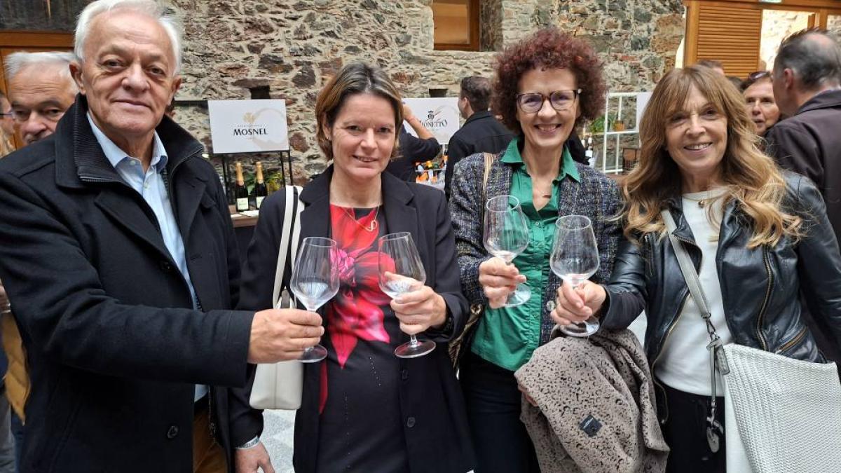 Slika: Poslovno-vinsko druženje na gradu Taggenbrunn navdušilo z duhom regije Alpe-Adria