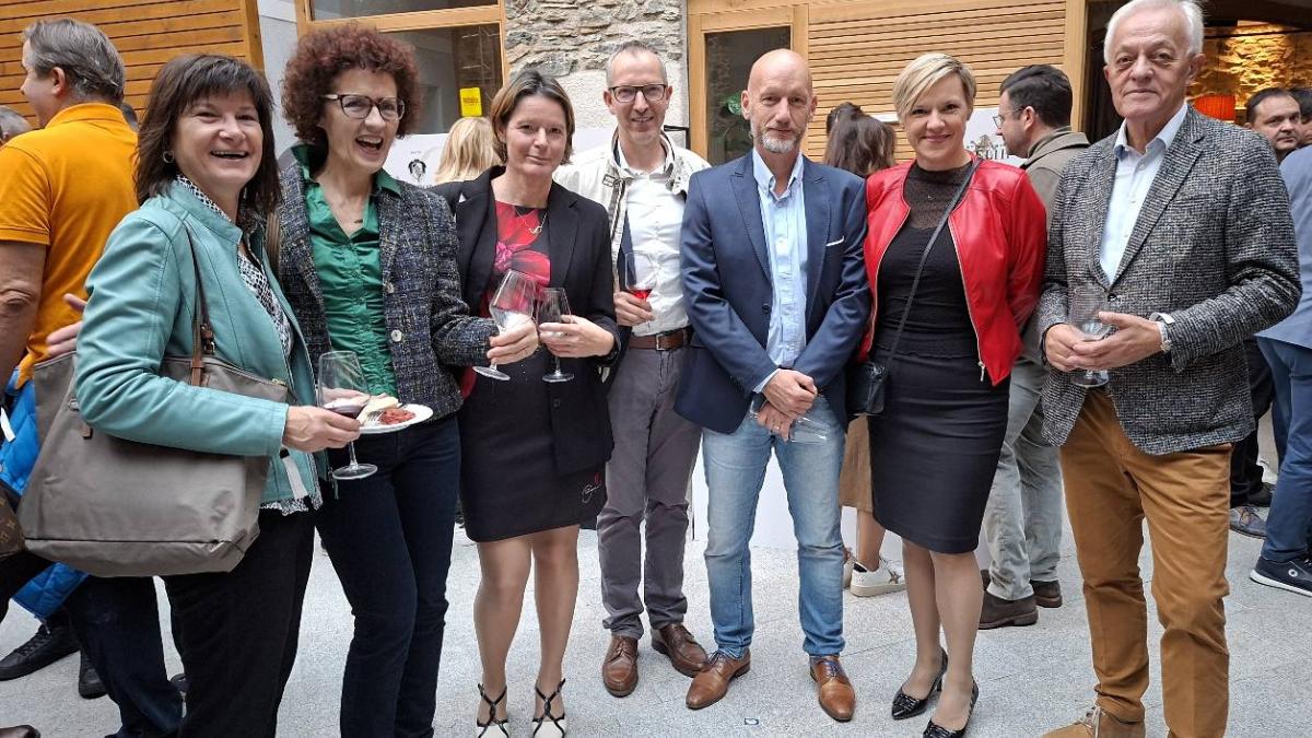 Slika: Poslovno-vinsko druženje na gradu Taggenbrunn navdušilo z duhom regije Alpe-Adria