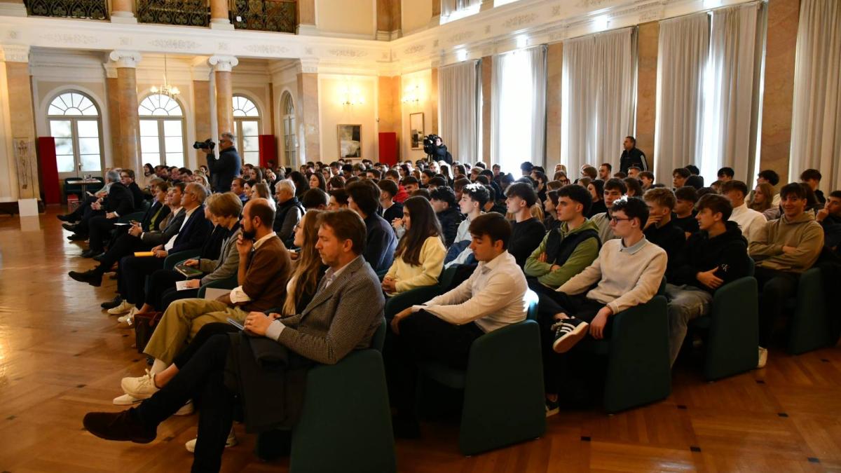 Slika: Konferenca ZGK v Trstu - Gradimo prihodnost doma: Perspektive za mlade v zamejstvu