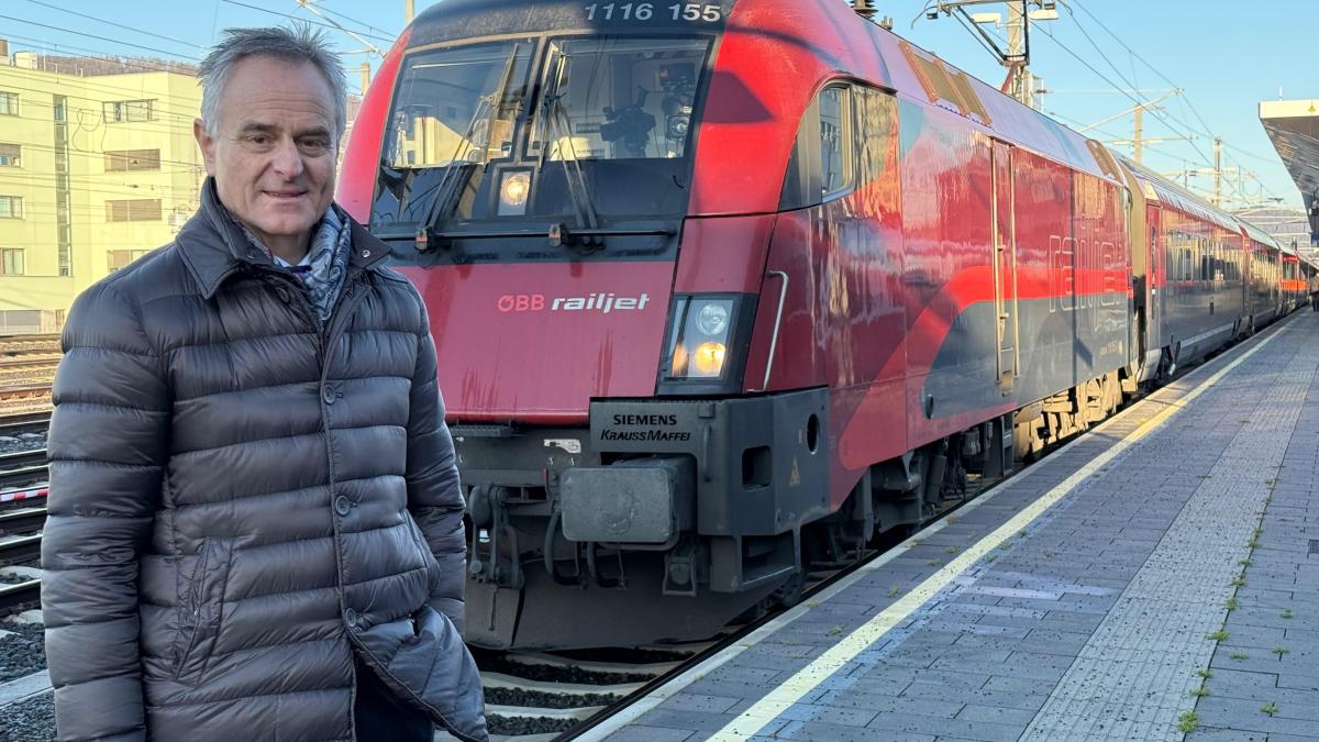 Slika: Zaživel je projekt stoletja– železniška povezava skozi Golico je odprta!  