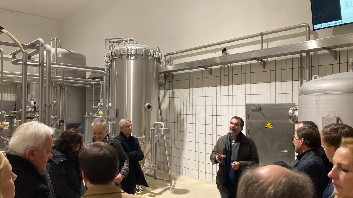 Slika: Seja UO in NO SGZ 