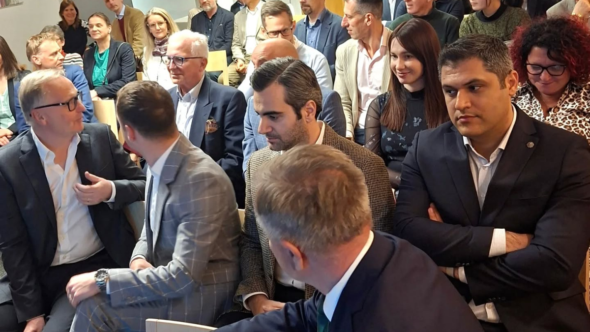 Slika: Okrogla miza Slovenskega gospodarskega foruma Dunaj