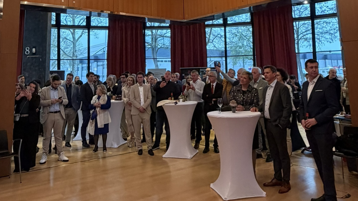 Slika: Slovenska podjetja v Avstriji – pravni okvir zaposlovanja pri čezmejnem delu / Učinkovito čezmejno poslovanje kot ključ konkurenčnosti slovenskih podjetij