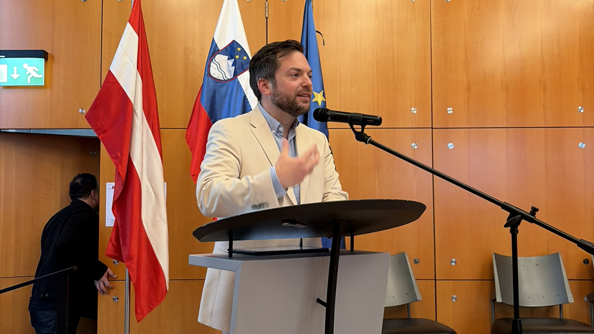 Slika: Slovenska podjetja v Avstriji – pravni okvir zaposlovanja pri čezmejnem delu / Učinkovito čezmejno poslovanje kot ključ konkurenčnosti slovenskih podjetij