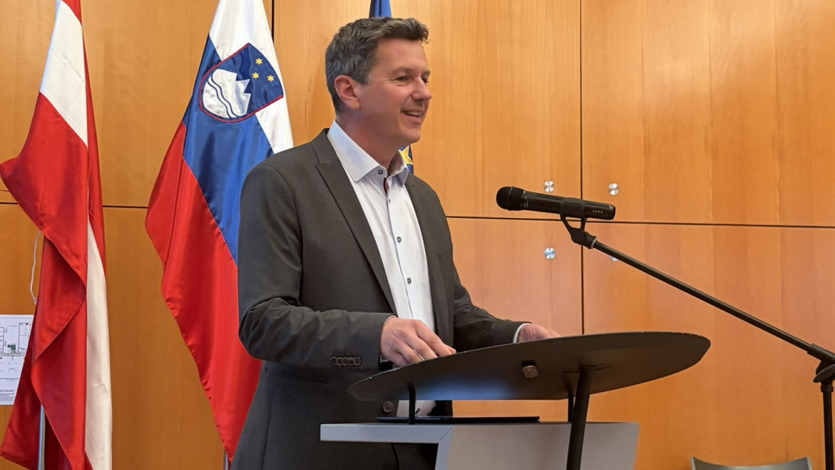 Slika: Slovenska podjetja v Avstriji – pravni okvir zaposlovanja pri čezmejnem delu / Učinkovito čezmejno poslovanje kot ključ konkurenčnosti slovenskih podjetij