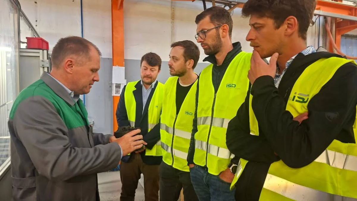 Slika: Delegacija mladih podjetnikov iz Tirolske po Sloveniji